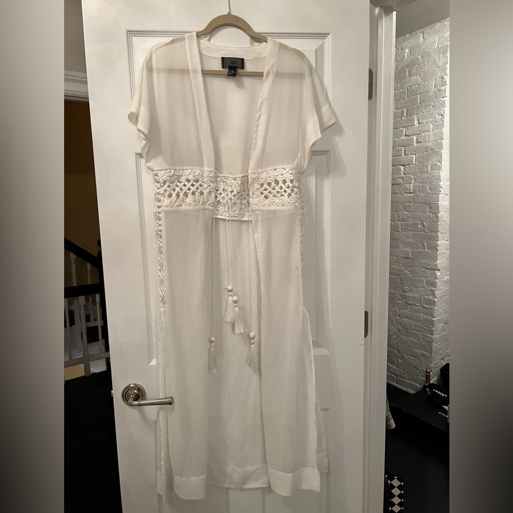 H&M White cover up